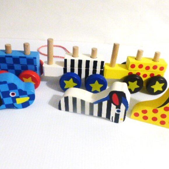 Expired Melissa and Doug ANIMAL TRAIN BUILDING BLOCK #10289 GH1318 Wood Blocks - Picture 4 of 12